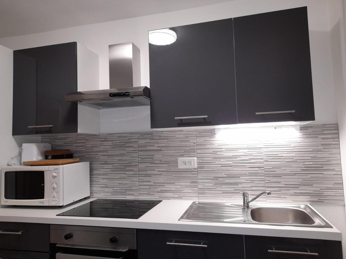 Appartement Orange แร็งส์ ภายนอก รูปภาพ